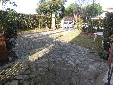 Rent Duplex Tirrenia Pisa