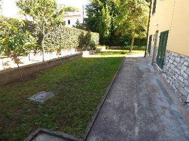 Locazione Quadrifamiliare Tirrenia Pisa